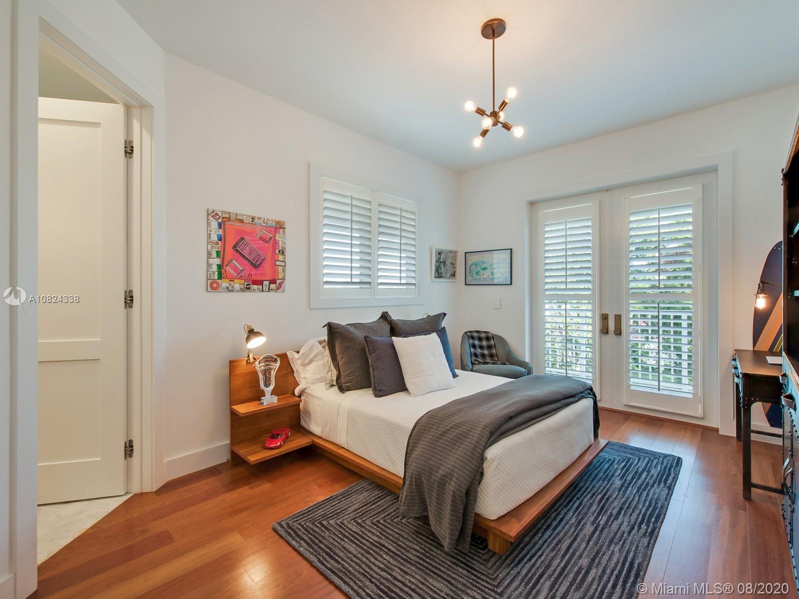 690 Allendale Road Key Biscayne, FL 33149 - Photo 14 of 27
