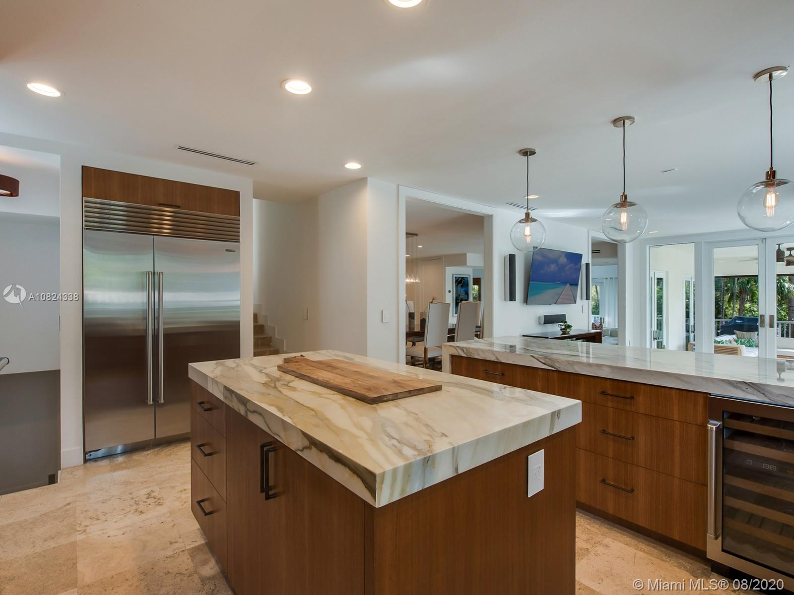 690 Allendale Road Key Biscayne, FL 33149 - Photo 3 of 27