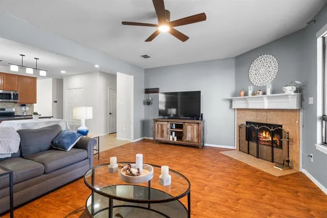 $365,000 | 2715 Tori Oak Trail, Corinth, TX 76210