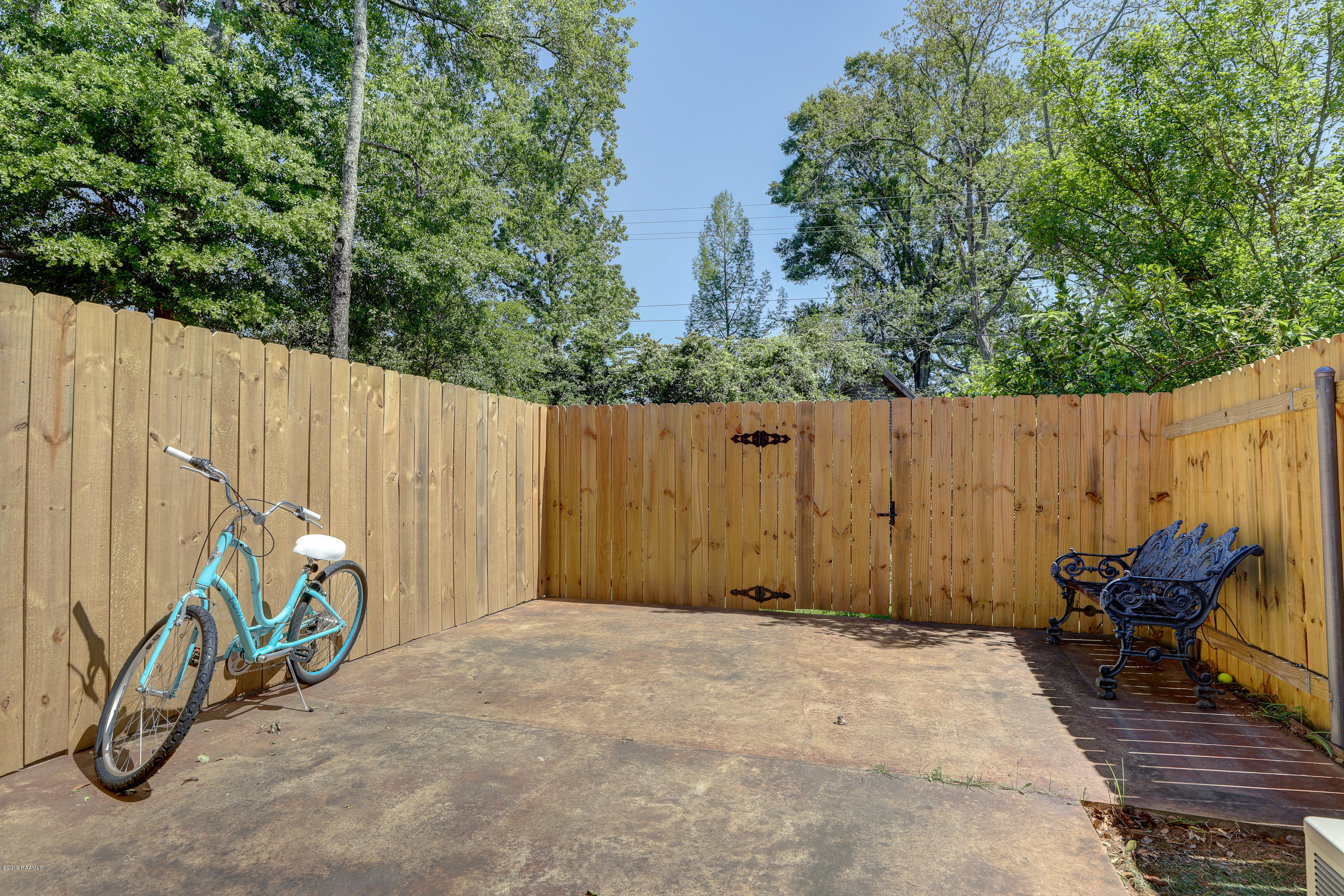 453 Rena Drive Lafayette, LA 70503 - Photo 23 of 23 453 Rena Dr-26