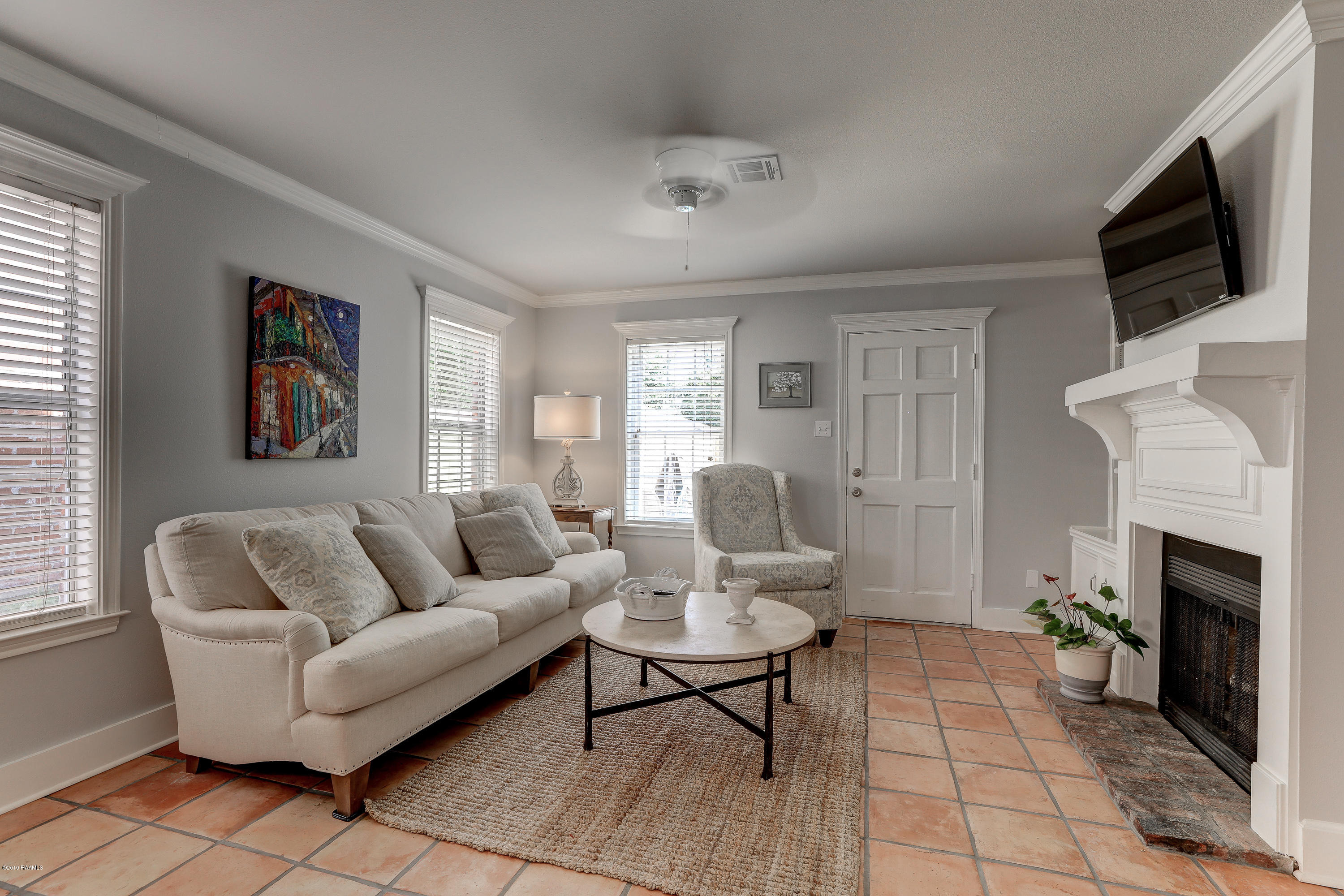 453 Rena Drive Lafayette, LA 70503 - Photo 4 of 23 453 Rena Dr-7
