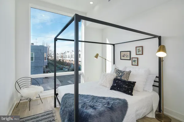 $1,700 | 2031 South 20th Street, Unit 7, Philadelphia, PA 19145