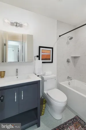 $1,700 | 2031 South 20th Street, Unit 7, Philadelphia, PA 19145