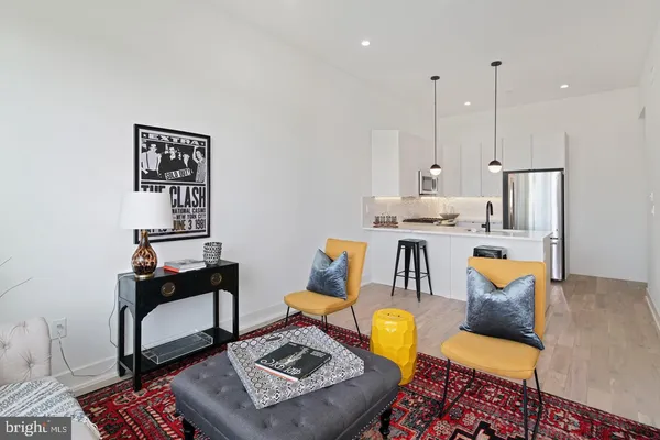 $1,700 | 2031 South 20th Street, Unit 7, Philadelphia, PA 19145