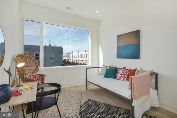 $1,700 | 2031 South 20th Street, Unit 7, Philadelphia, PA 19145