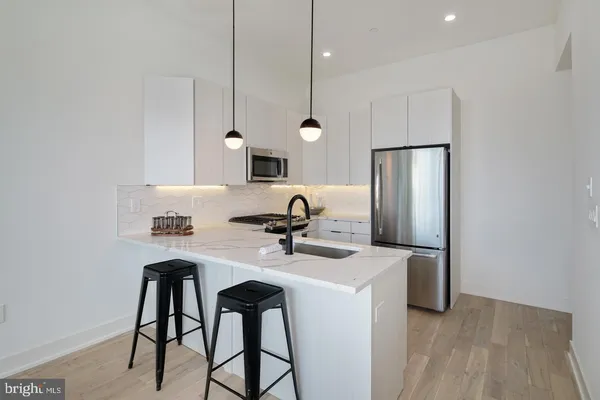 $1,700 | 2031 South 20th Street, Unit 7, Philadelphia, PA 19145