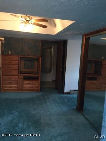 2402 Mountain Road Stroudsburg, PA 18360 - Photo 13 of 20