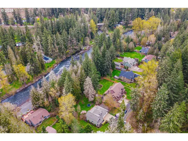 $825,000 | 18389 South Winnifred Avenue, Molalla, OR 97038