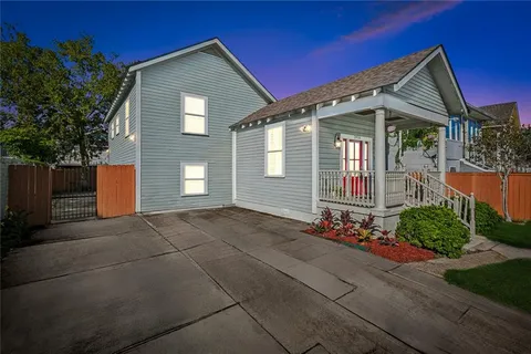 $525,000 | 2416 Amelia Street, New Orleans, LA 70115