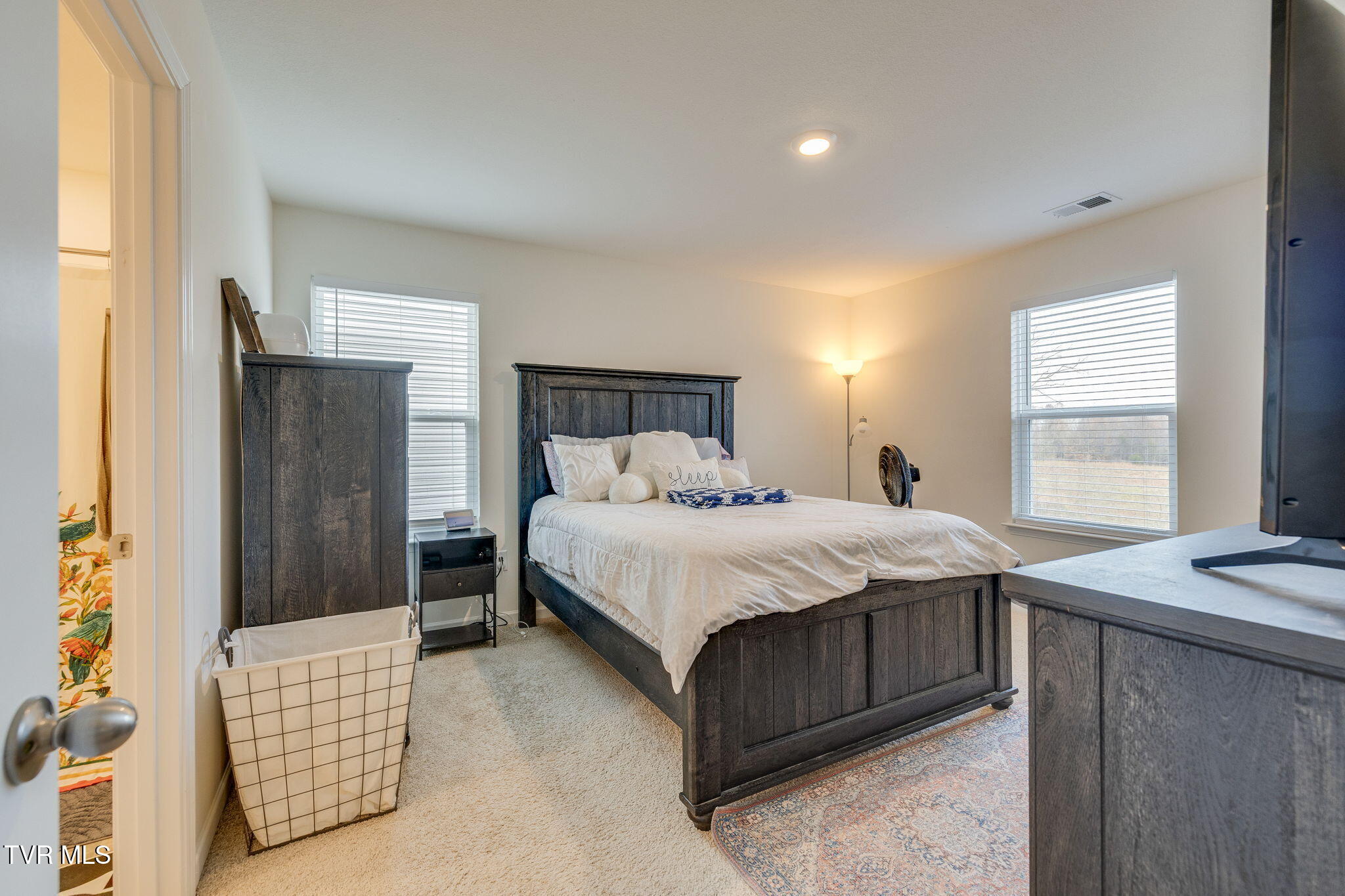 535 Cox Hollow Road Kingsport, TN 37663 - Photo 15 of 30 015