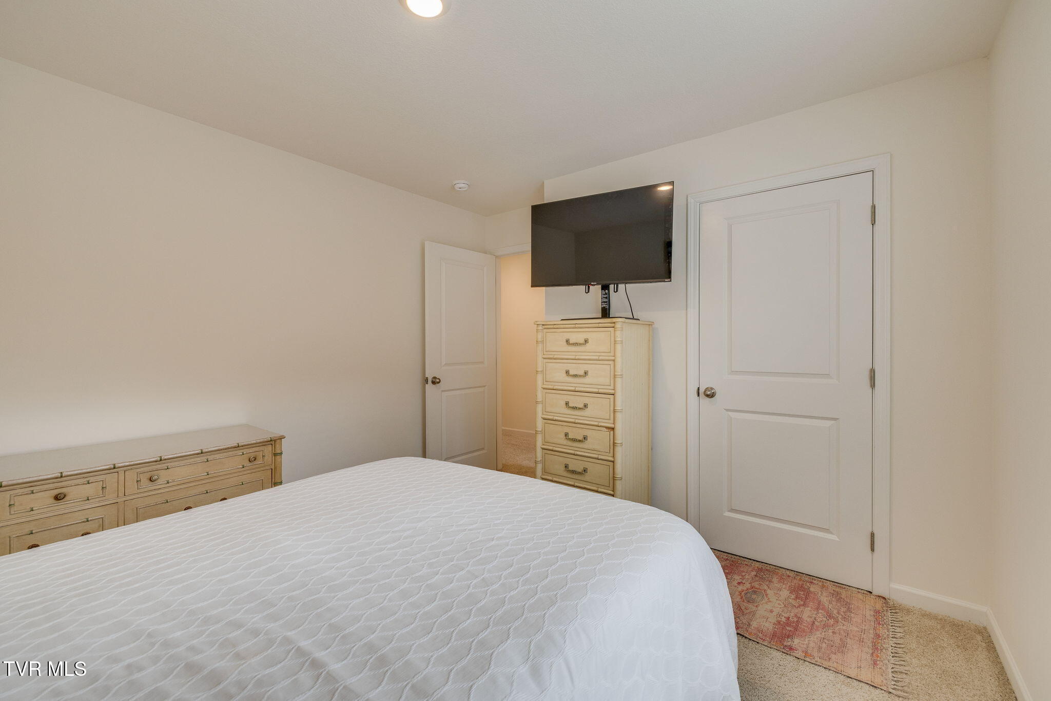 535 Cox Hollow Road Kingsport, TN 37663 - Photo 21 of 30 021