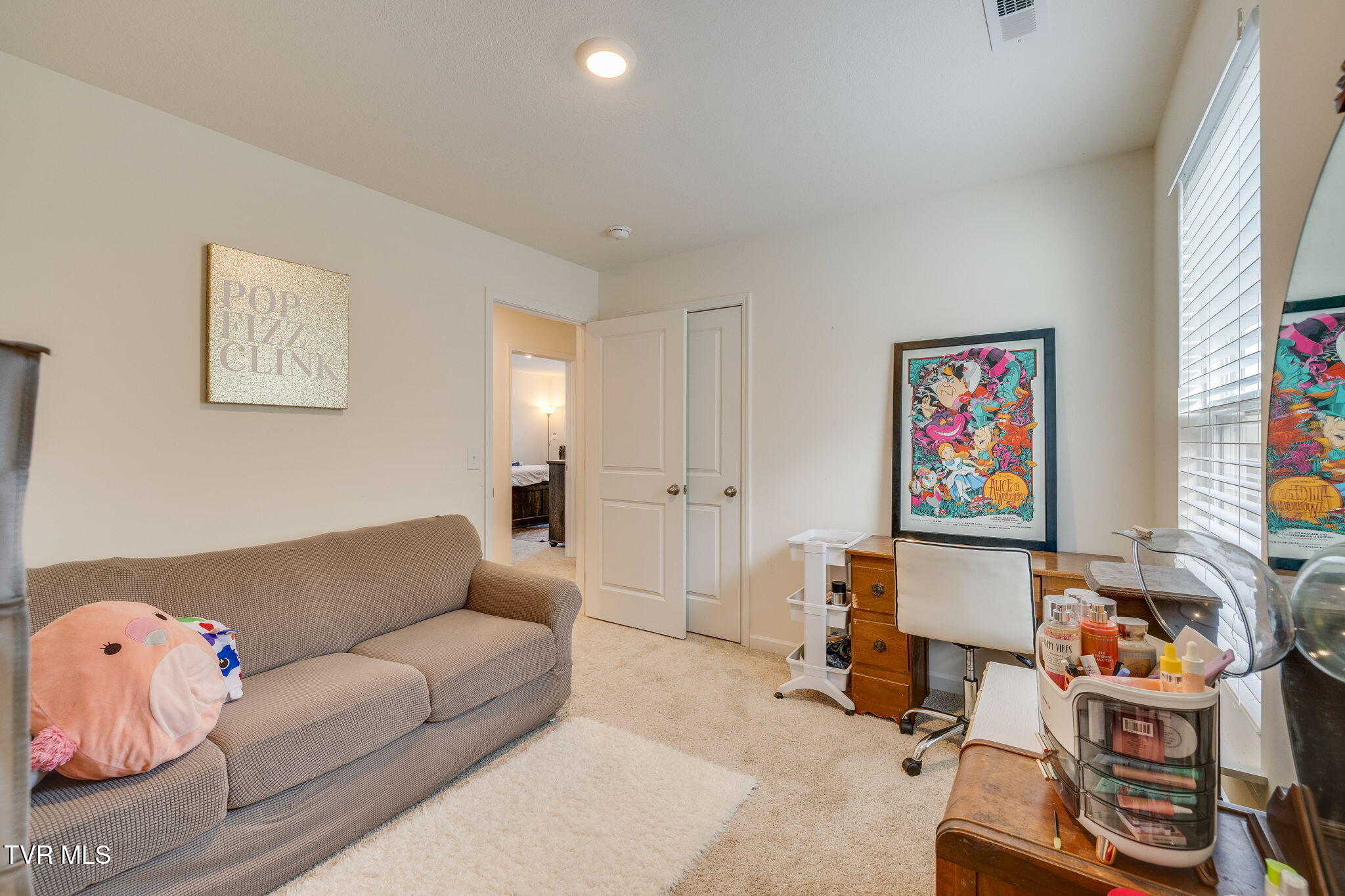 535 Cox Hollow Road Kingsport, TN 37663 - Photo 23 of 30 023