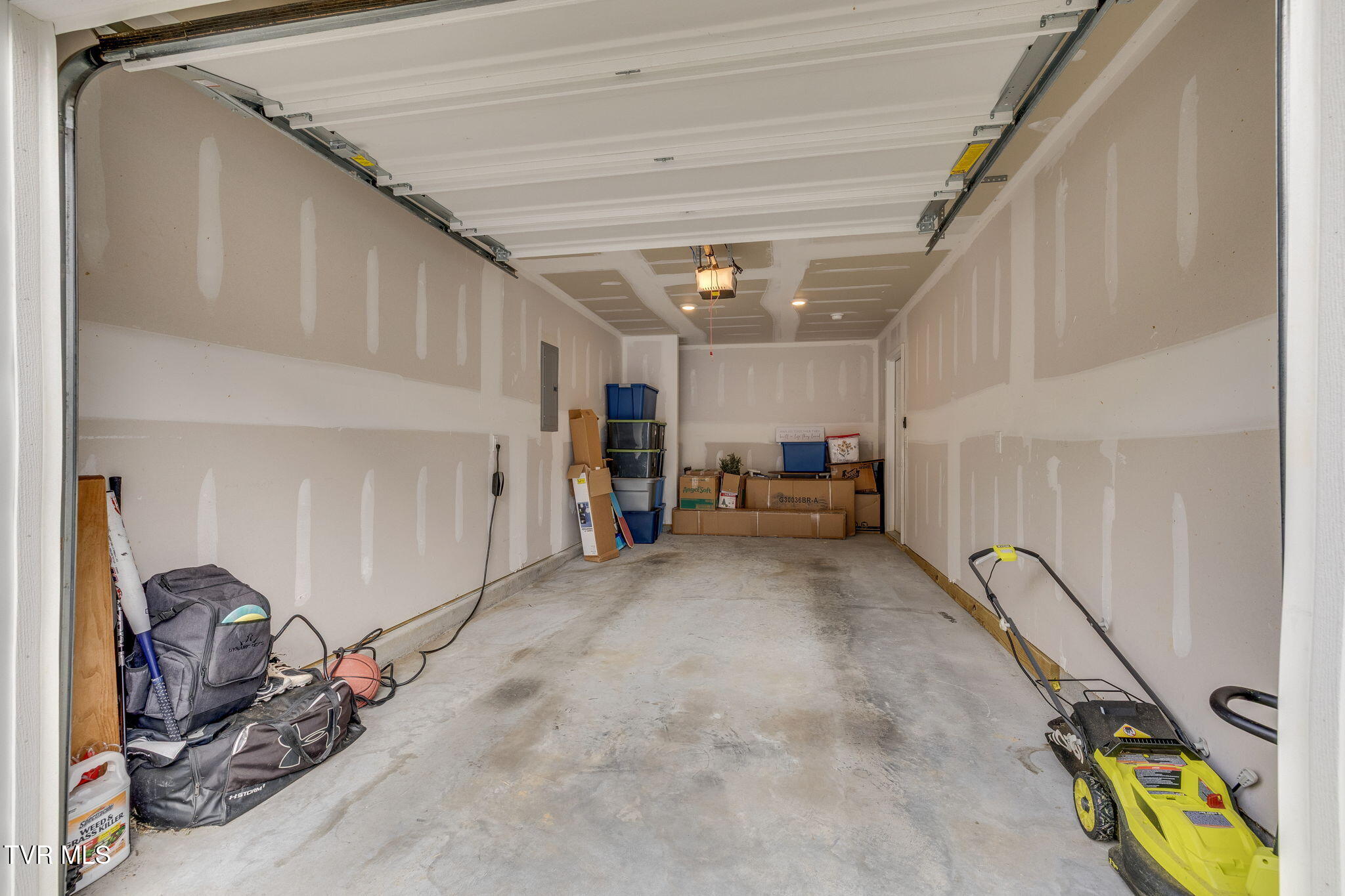 535 Cox Hollow Road Kingsport, TN 37663 - Photo 28 of 30 028