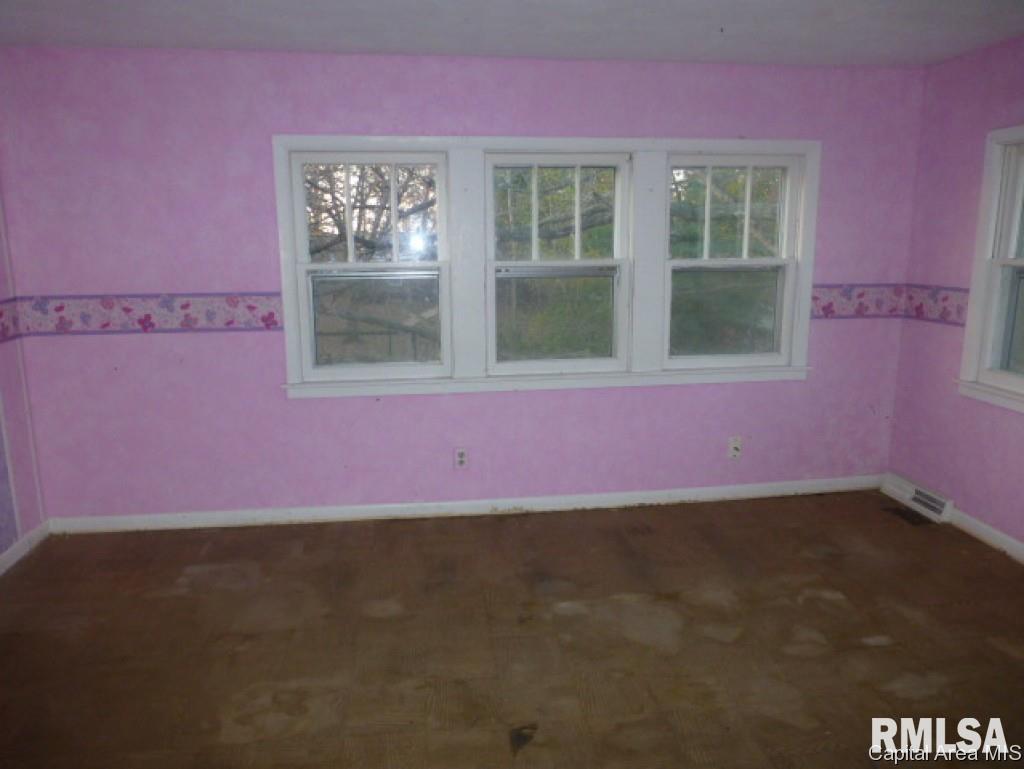 830 South 18th Street Decatur, IL 62521 - Photo 14 of 17