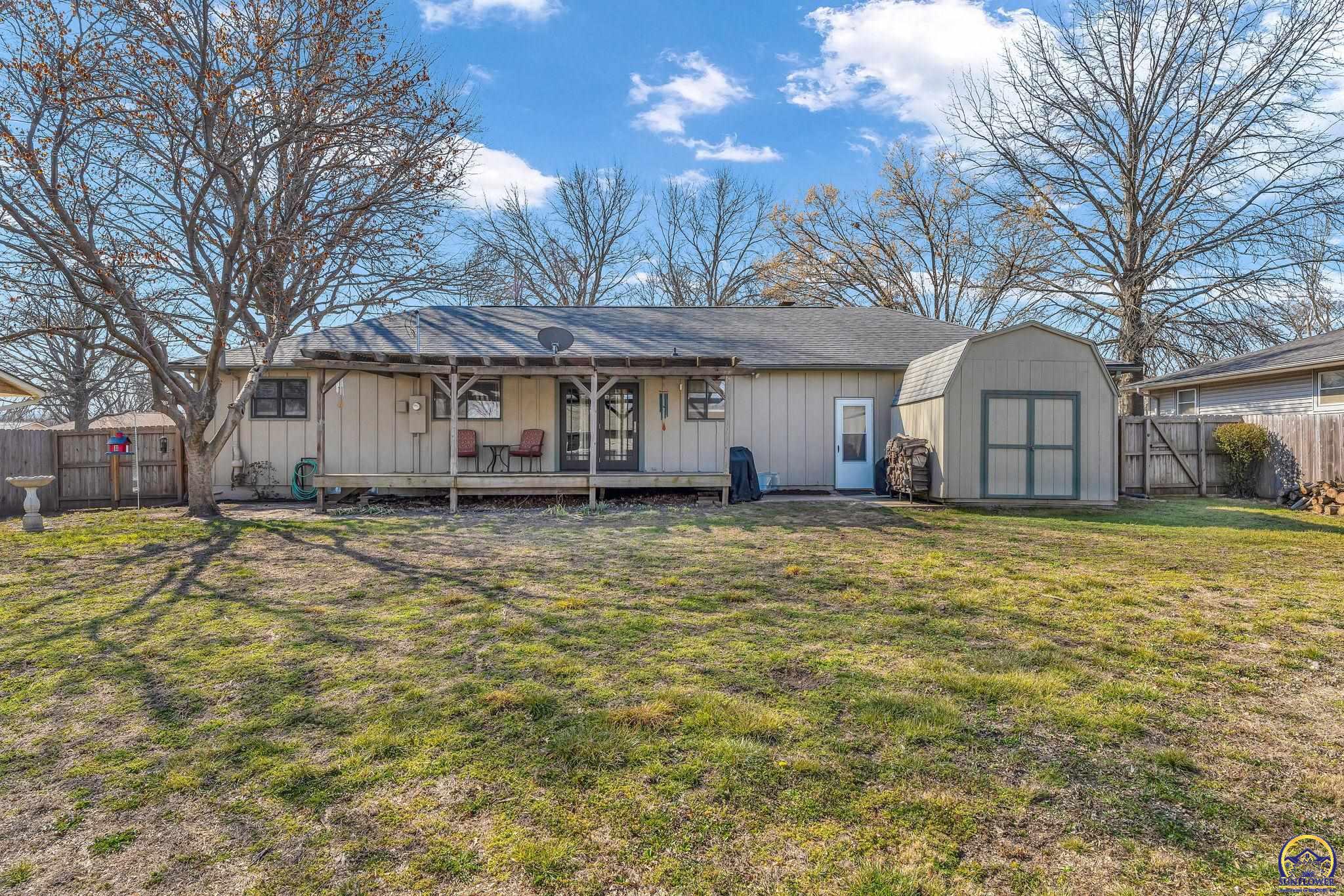 4012 Southwest 35th Terrace Topeka, KS 66614 - Photo 25 of 28