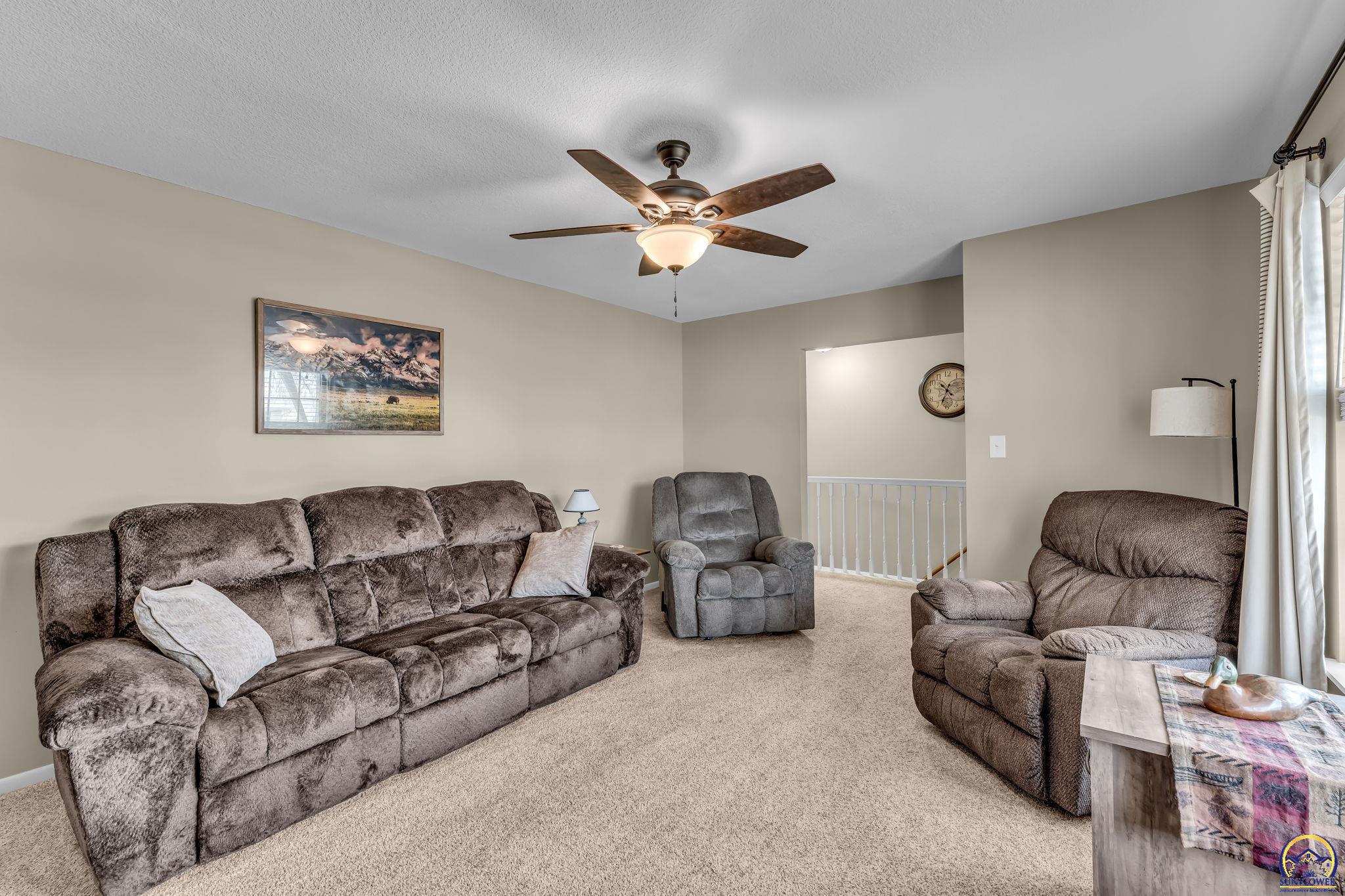 4012 Southwest 35th Terrace Topeka, KS 66614 - Photo 6 of 28