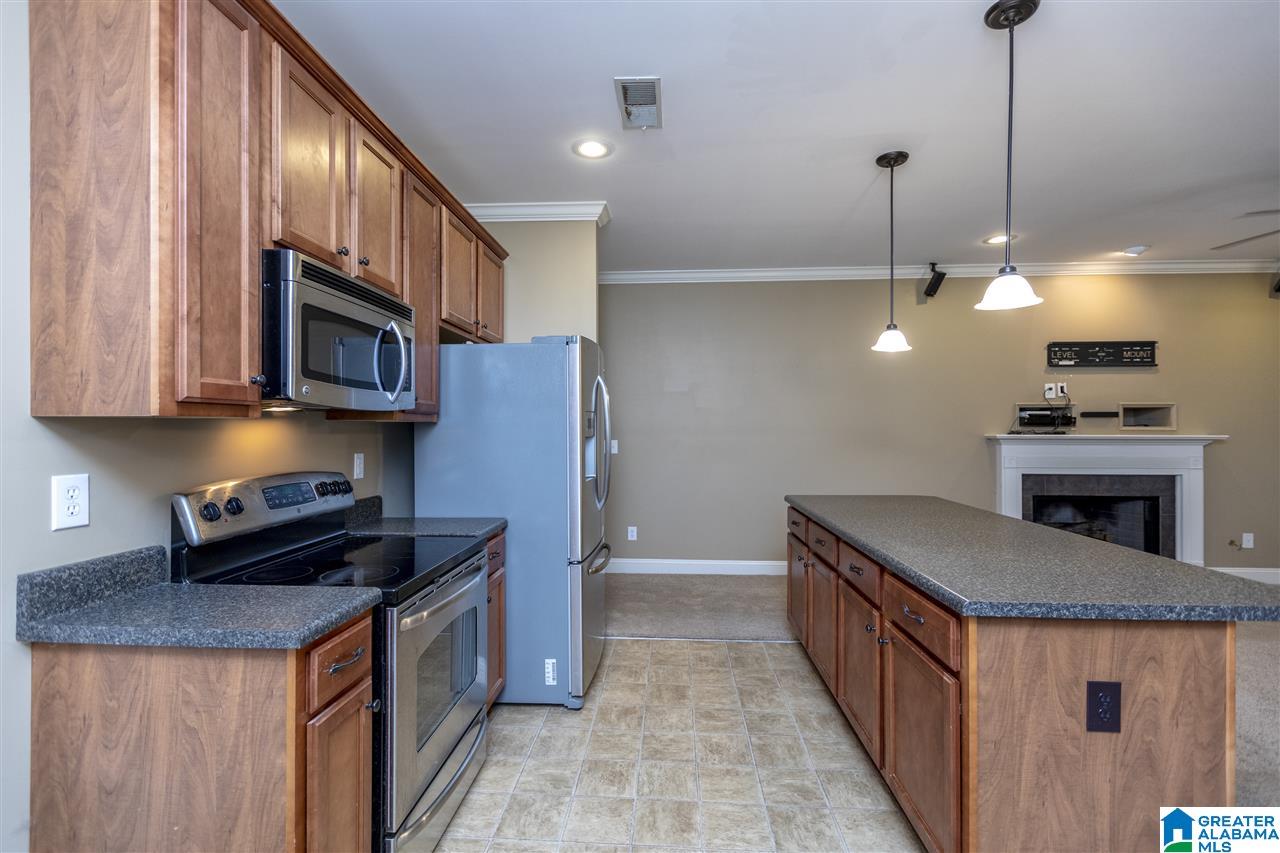 243 Creekside Lane Pelham, AL 35124 - Photo 13 of 50
