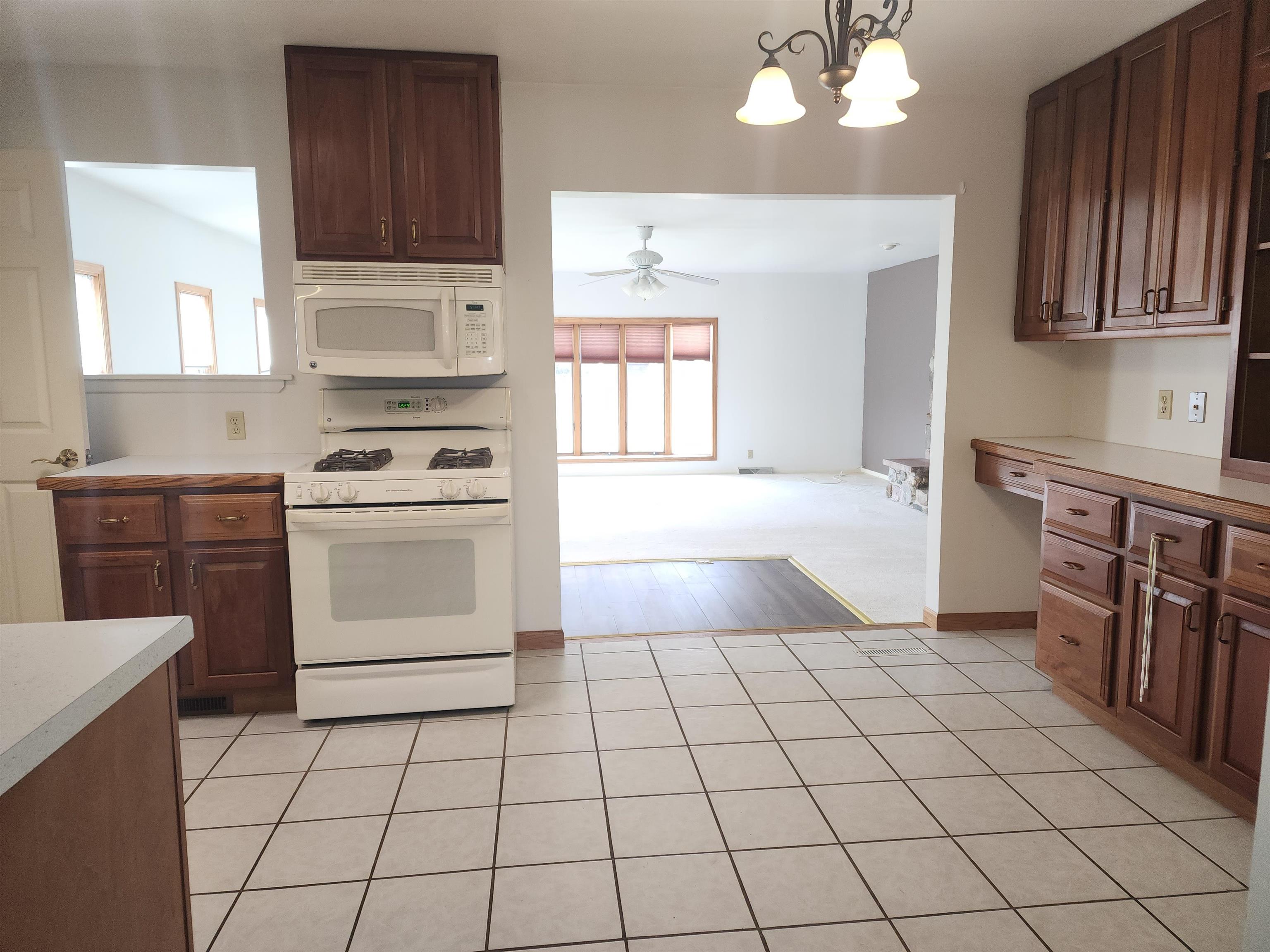 4724 2 Mile Road Bay City, MI 48706 - Photo 11 of 37 Gallery Image 11