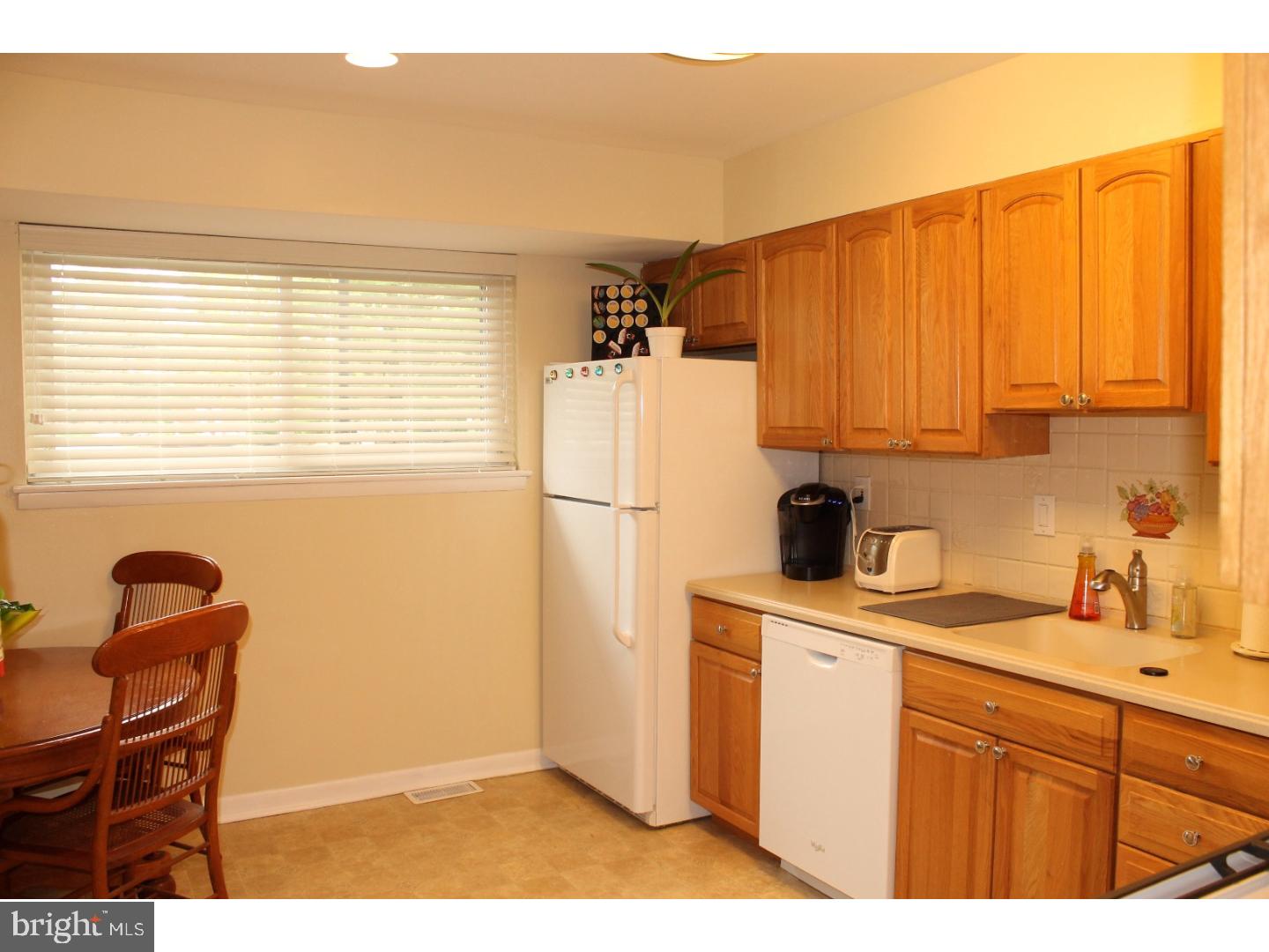 156 Kirkbride Road Voorhees, NJ 08043 - Photo 4 of 23