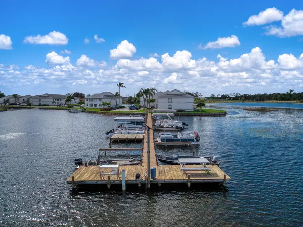 $179,900 | 703 Chelsee Way, Lake Placid, FL 33852