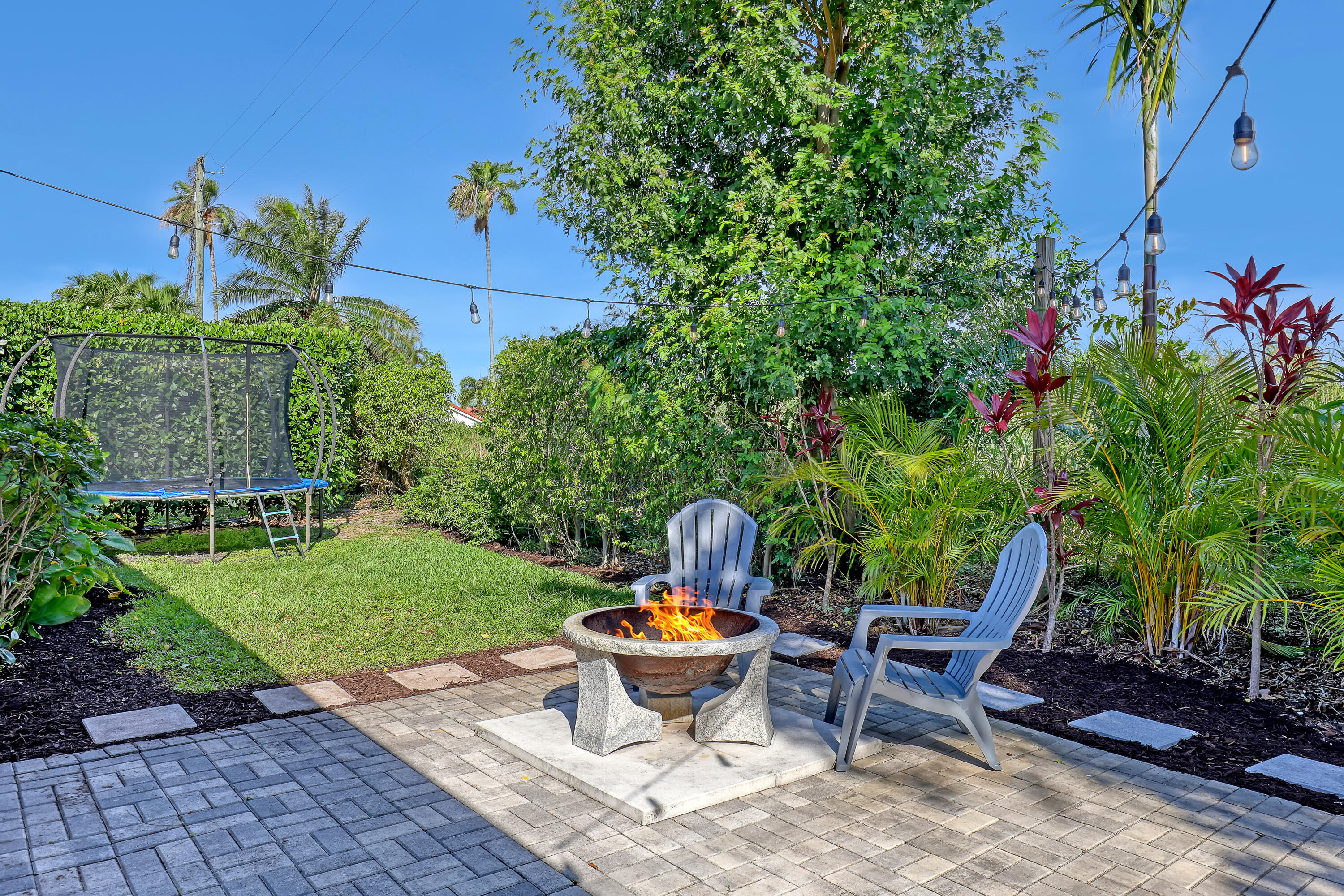 5770 Aspen Ridge Circle Delray Beach, FL 33484 - Photo 4 of 60 Backyard paver patio