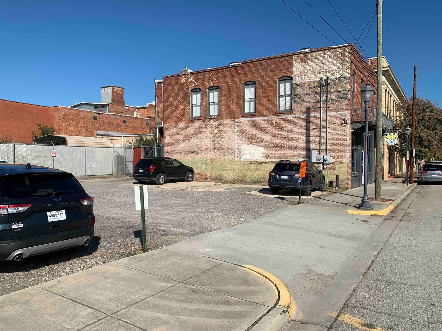 215 12th Street, Unit B Augusta, GA 30901 - Photo 8 of 12 b466ff25-6222-4d99-8e54-600891304a35