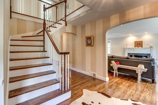 26 Vose Hill Road Milton, MA 02186 - Photo 6 of 30 Gallery Image 6