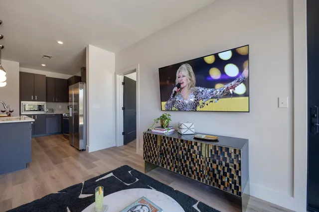 $2,495 | 303 31st Avenue North, Unit 506, Nashville, TN 37203