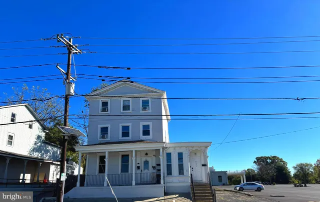 $1,200 | 117 North Black Horse Pike, Unit B, Blackwood, NJ 08012