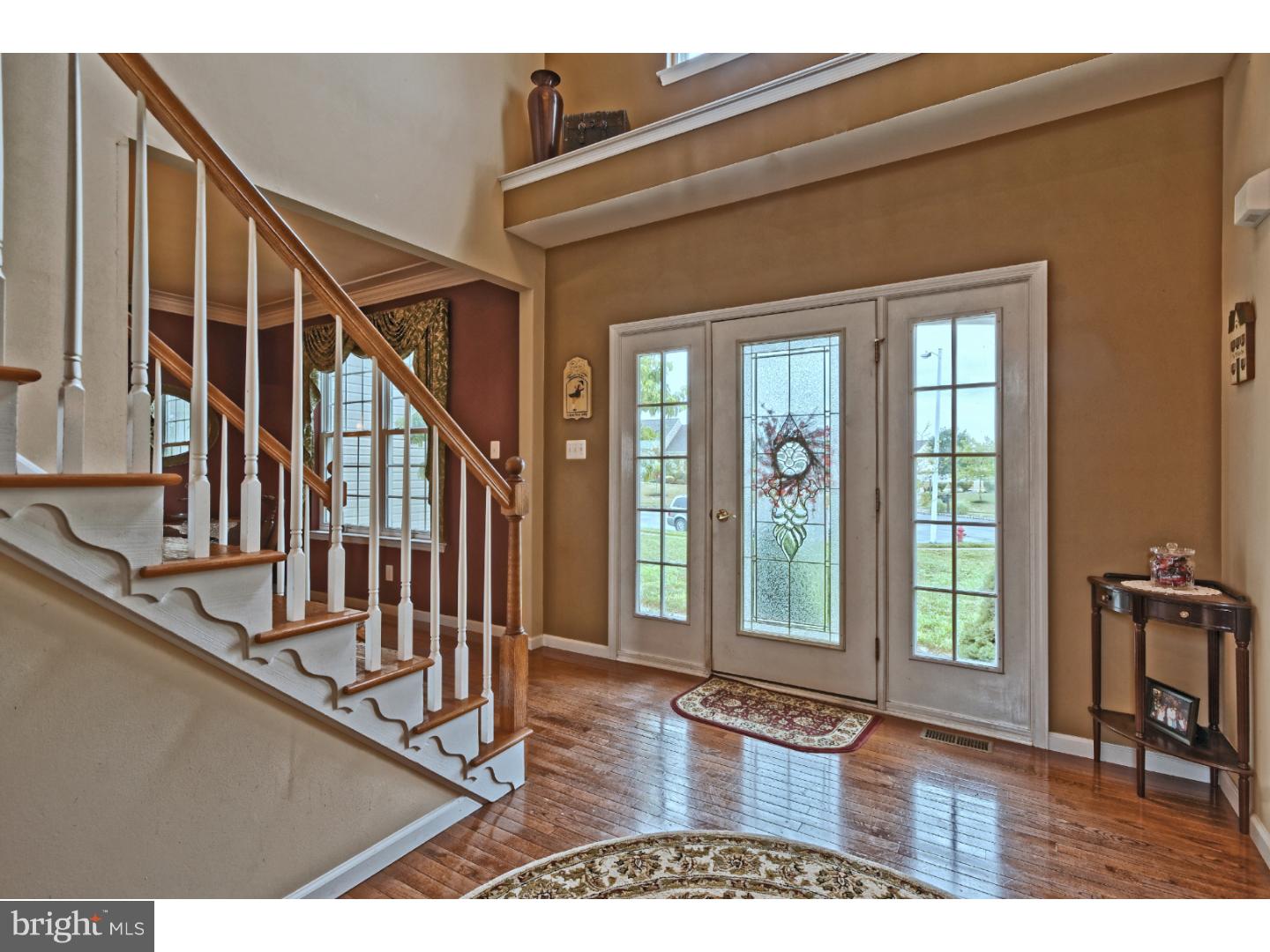 563 Thackery Court Mickleton, NJ 08056 - Photo 3 of 25