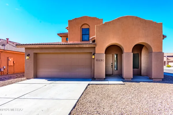 $2,550 | 4830 South VALLECANO Drive, Tucson, AZ 85746