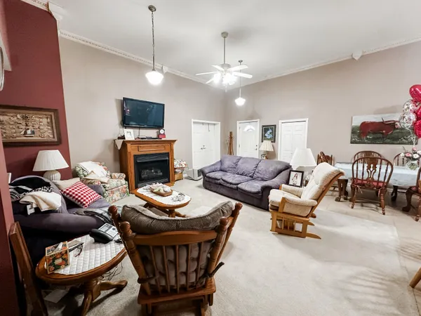 $2,000,000 | 7055 Mooneyham Lonewood Road, Spencer, TN 38585