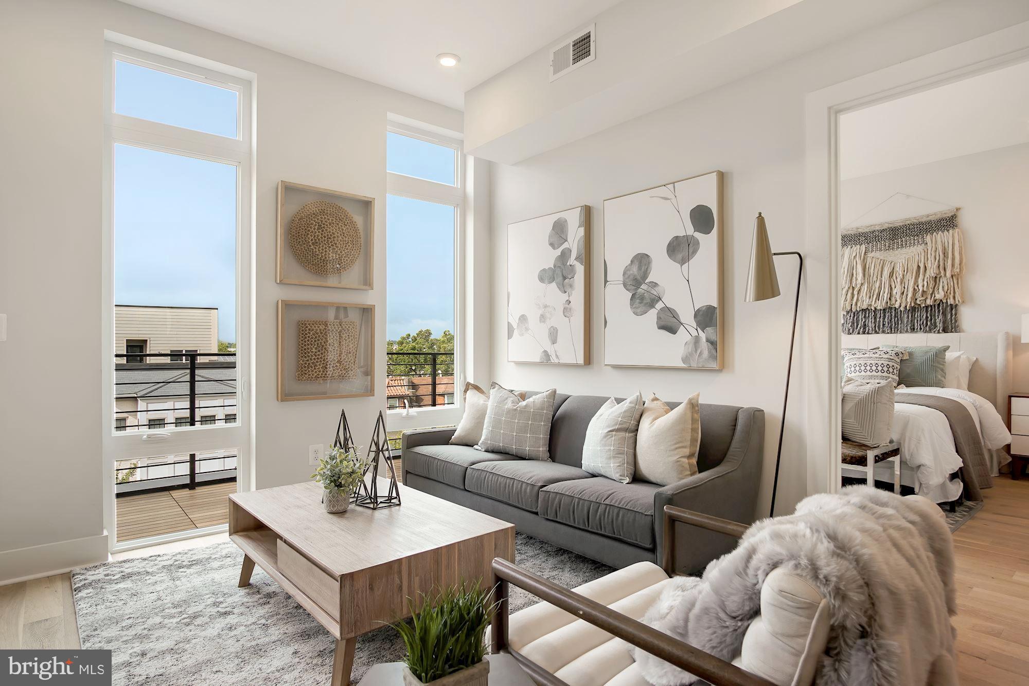2717 Ontario Road Northwest, Unit 401 Washington, DC 20009 - Photo 8 of 19 Living Room