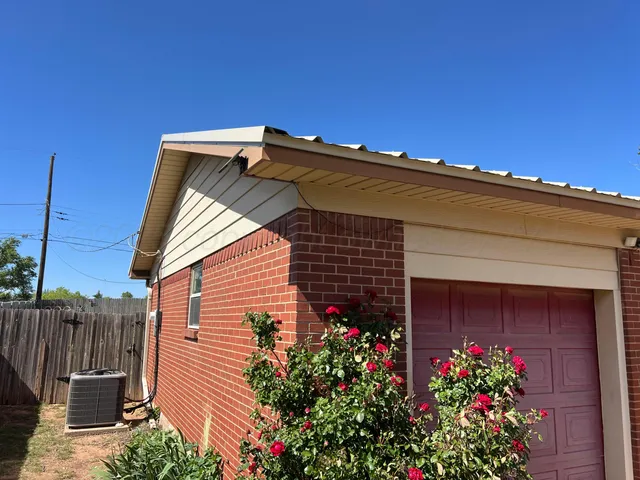 a view of a outdoor space