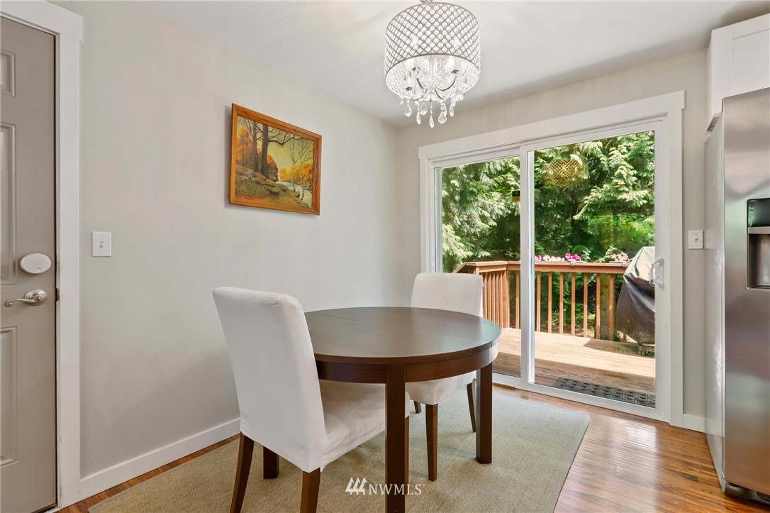 20917 West Richmond Road Bothell, WA 98021 - Photo 9 of 27