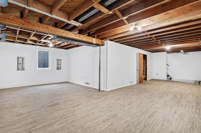 $244,900 | 1048 South Kalamazoo Avenue, Marshall, MI 49068