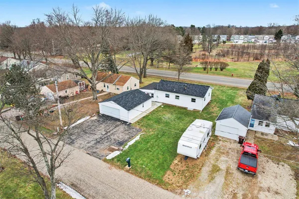 $244,900 | 1048 South Kalamazoo Avenue, Marshall, MI 49068