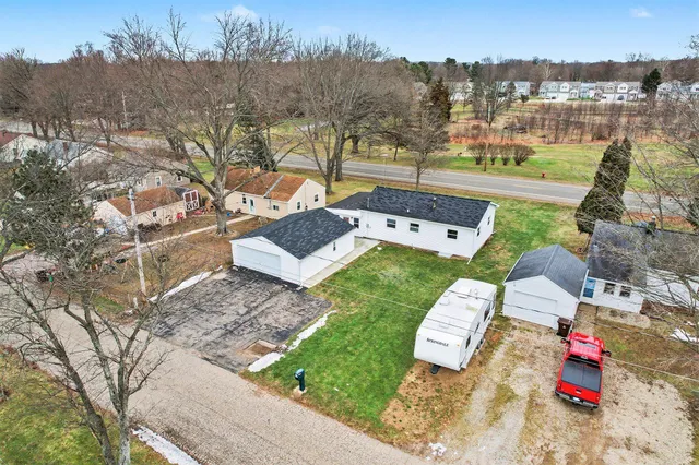 $244,900 | 1048 South Kalamazoo Avenue, Marshall, MI 49068