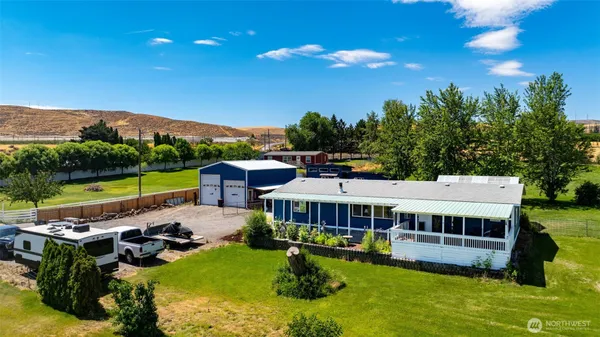 $450,000 | 254440 East Sr 397, Kennewick, WA 99337