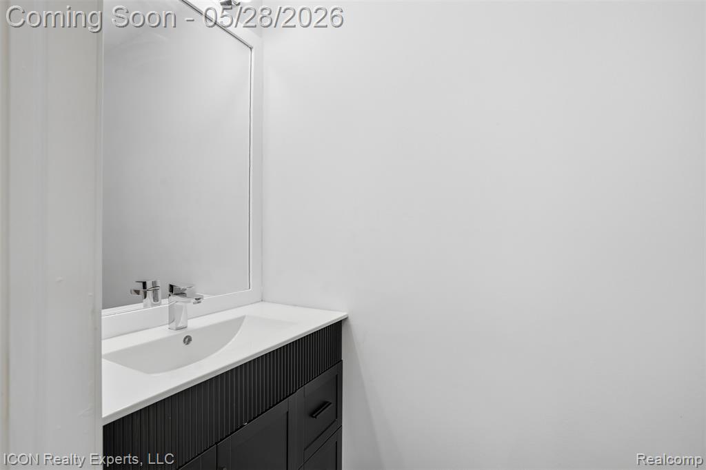 1028 Knightsbridge Road Canton, MI 48187 - Photo 11 of 25