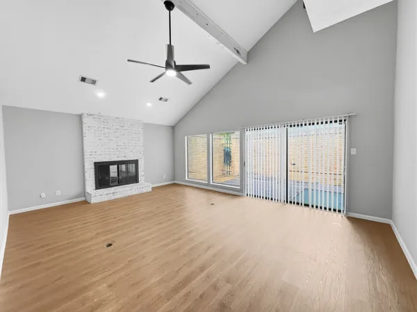 $1,900 | 168 Old Bridge Lake Street, Houston, TX 77069