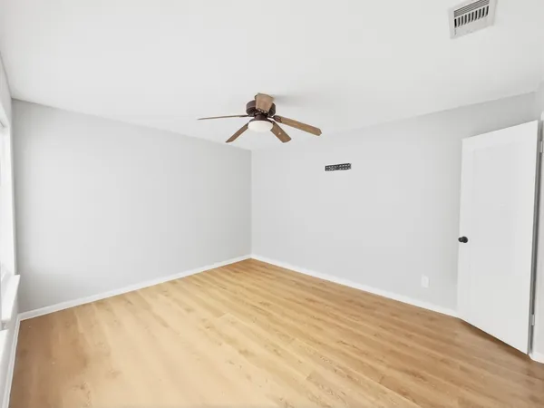 $1,900 | 168 Old Bridge Lake Street, Houston, TX 77069