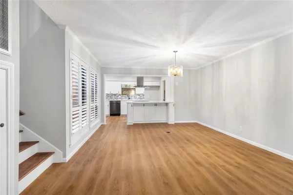 $1,900 | 168 Old Bridge Lake Street, Houston, TX 77069