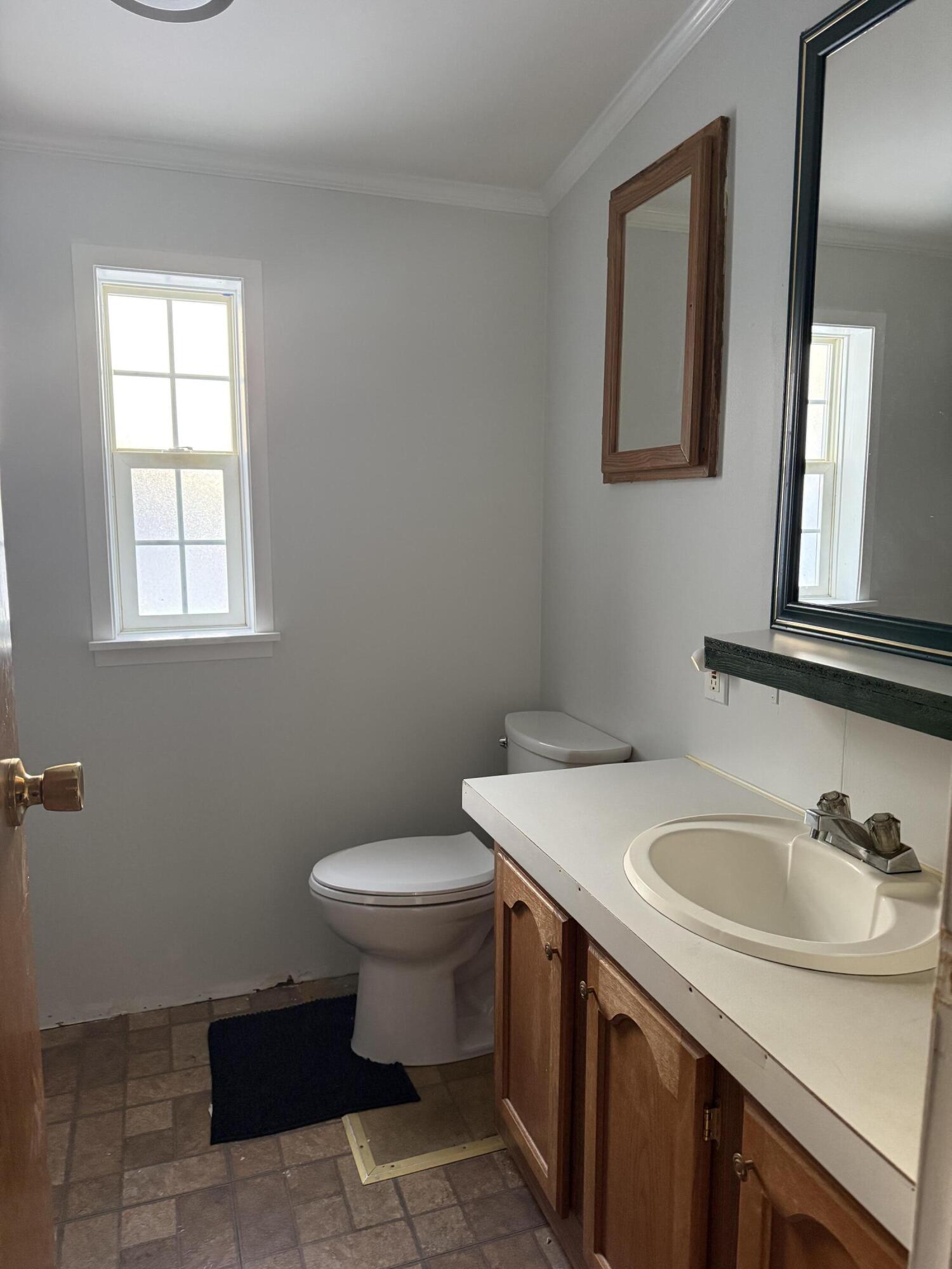 189 Commercial Street St. Albans, ME 04971 - Photo 9 of 11 IMG_2073