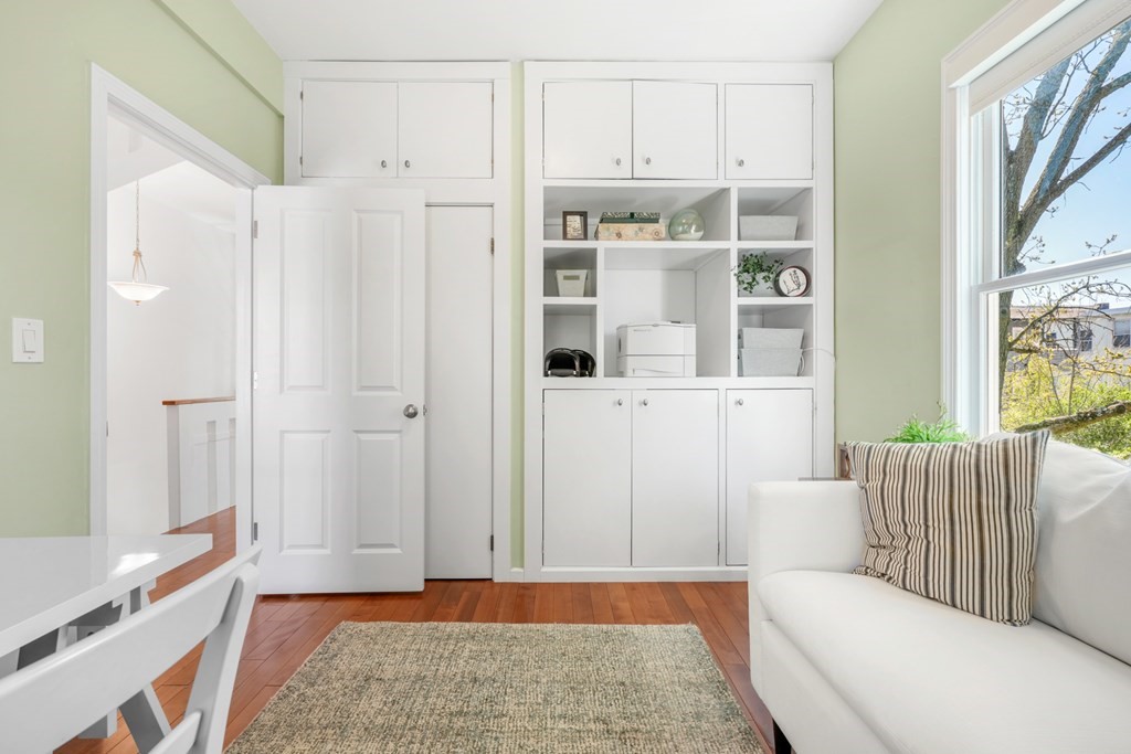 17 Roberts Road, Unit A Cambridge, MA 02138 - Photo 14 of 25