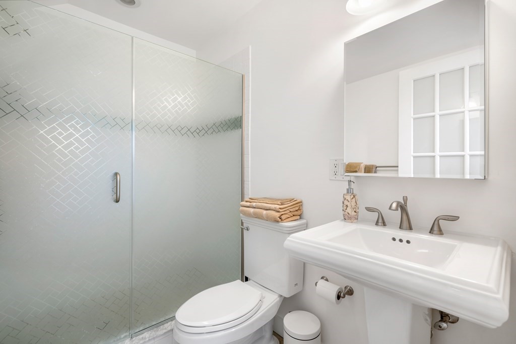 17 Roberts Road, Unit A Cambridge, MA 02138 - Photo 16 of 25