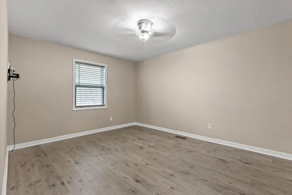 $337,500 | 20262 Highway 117, Ider, AL 35981