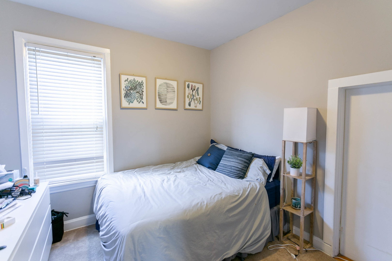 4101 North Bell Avenue, Unit 2 Chicago, IL 60618 - Photo 5 of 16 a bedroom with a bed and a window
