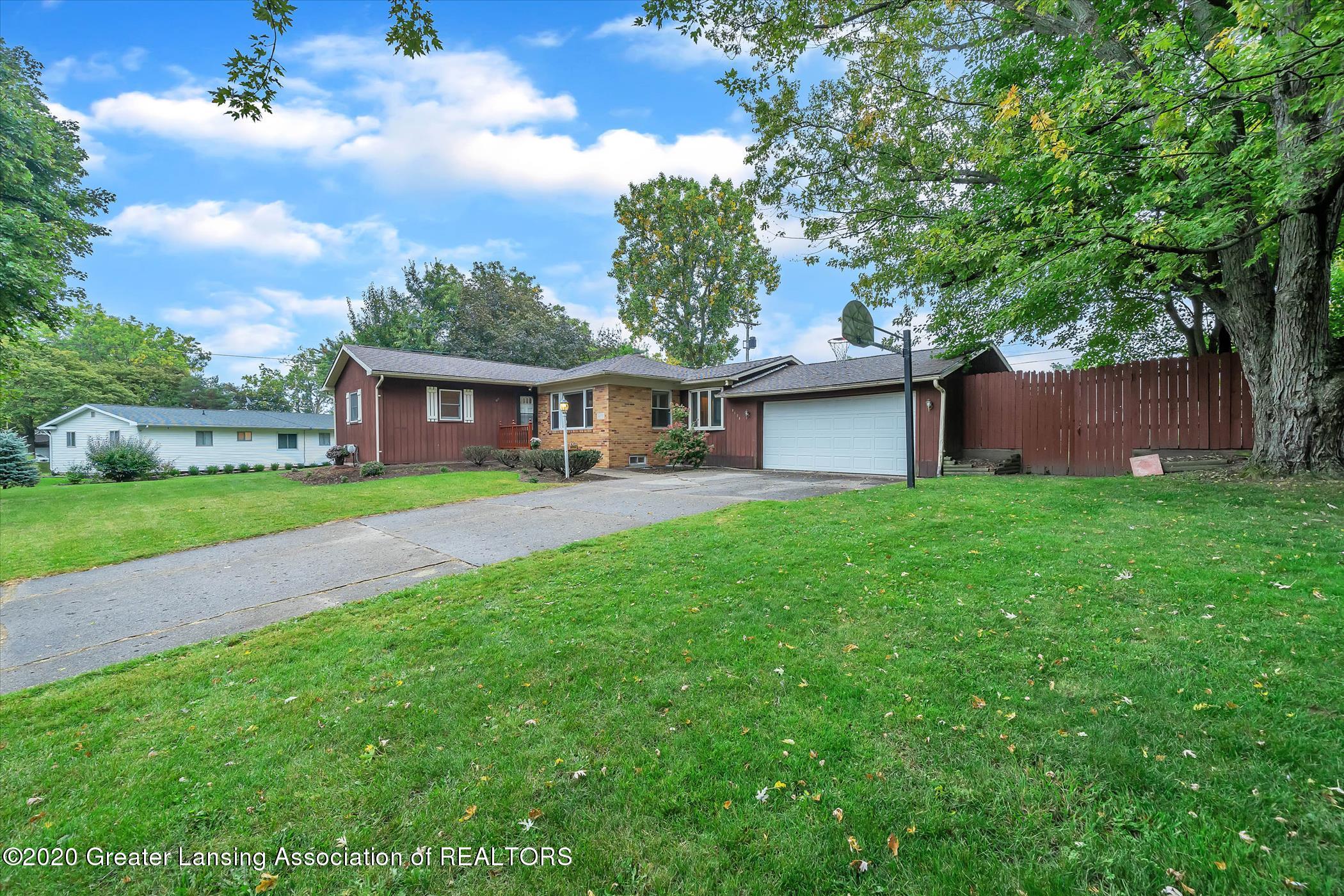 2173 Iroquois Road Okemos, MI 48864 - Photo 10 of 41 2173 Iroquois Rd-WindowStill-Rea (5)