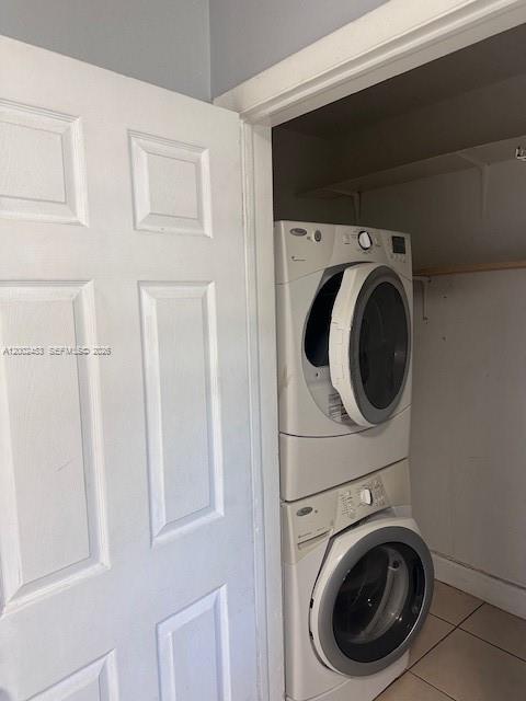 3723 Northwest 23rd Avenue, Unit 2 Miami, FL 33142 - Photo 7 of 8 a utility room with dryer and washer